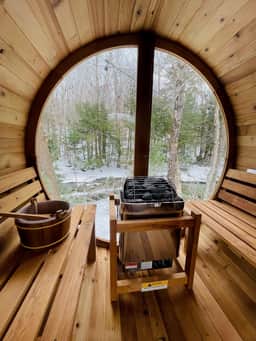 2BR Riverside Suite @ Smuggs w/ Saunas & Hot Tub