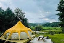 Boho Chic River Glamping Tent near Stowe w/Hot Tub
